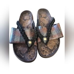 Muk Luks Terra Turf Elaine Women's Sandals Size 10 MUKLUKS
